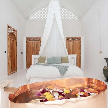Anat Tantric Boutique Hotel 툴룸 외부 사진